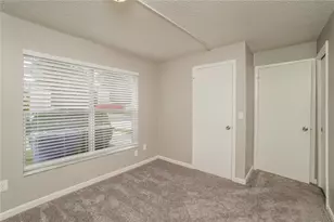 14206 Village Terrace Dr, Tampa, FL 33624 - Photo 11