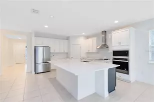 19331 Banfield Pl, Orlando, FL 32827 - Photo 3