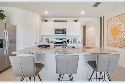 2804 House Finch Road, Saint Cloud, FL 34773 - Photo 9