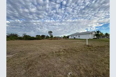 1905 NE 18th Place, Cape Coral, FL 33909 - Photo 1