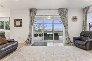 594 Via Bella Ct, Howey in the Hills, FL 34737 - Photo 13