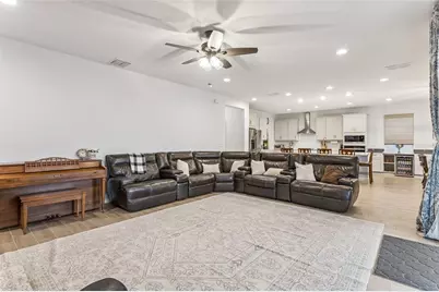 594 Via Bella Court, Howey in the Hills, FL 34737 - Photo 11