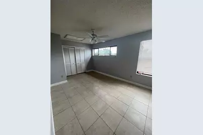 2812 Hunt Club Lane #2812, Orlando, FL 32826 - Photo 9