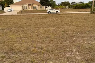 1302 NE 19th Pl, Cape Coral, FL 33909 - Photo 1