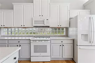 23518 Oak Prairie Cir, Sorrento, FL 32776 - Photo 21