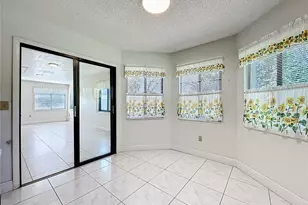 2 Ferndale Ln, Palm Coast, FL 32137 - Photo 9