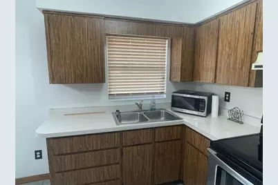 2815 N Leavitt Avenue, Orange City, FL 32763 - Photo 15