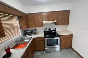 2815 N Leavitt Ave, Orange City, FL 32763 - Photo 11