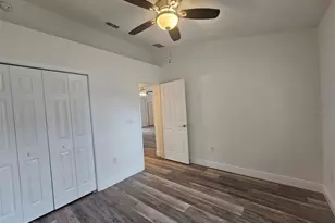 308 Highland Meadows Dr, Davenport, FL 33837 - Photo 15