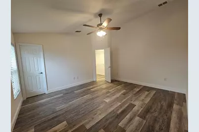 308 Highland Meadows Drive, Davenport, FL 33837 - Photo 9