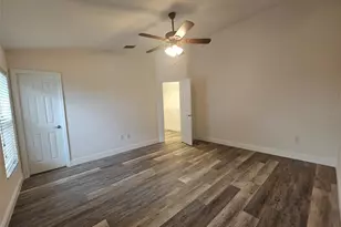 308 Highland Meadows Dr, Davenport, FL 33837 - Photo 9