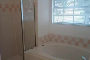 2323 Laurel Pine Ln, Orlando, FL 32837 - Photo 9