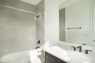 2050 Packing District Wy, Orlando, FL 32804 - Photo 15