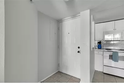 588 Fairways Ln #E204, Ocala, FL 34472 - Photo 7