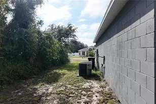 446 Arkansas Ct, Kissimmee, FL 34759 - Photo 17