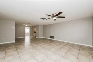 7004 Mayfield Dr, Port Richey, FL 34668 - Photo 5
