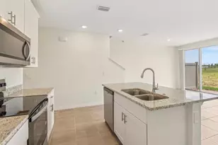 16390 Bird of Paradise Ave, Clermont, FL 34714 - Photo 9