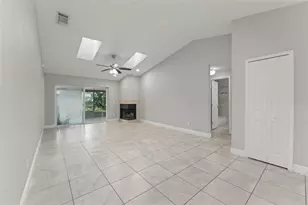 1058 Alpug Ave, Oviedo, FL 32765 - Photo 9