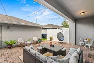 8024 Bluejack Oak Dr, Winter Garden, FL 34787 - Photo 15