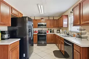 108 Walnut Crest Run, Sanford, FL 32771 - Photo 9