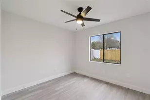 7366 Rush Ct, Orlando, FL 32818 - Photo 17