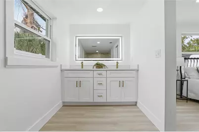 2815 W Bay Haven Drive, Tampa, FL 33611 - Photo 25