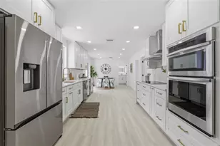 2815 W Bay Haven Dr, Tampa, FL 33611 - Photo 13