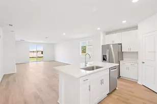 12597 Homeland Dr, Dade City, FL 33525 - Photo 9