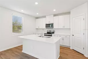 12601 Homeland Dr, Dade City, FL 33525 - Photo 13