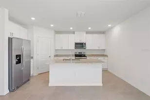 12589 Homeland Dr, Dade City, FL 33525 - Photo 11