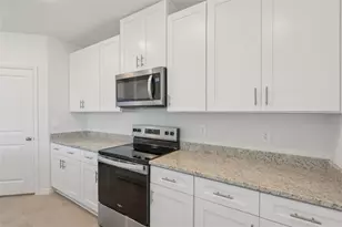 12589 Homeland Dr, Dade City, FL 33525 - Photo 13