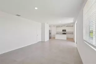 12589 Homeland Dr, Dade City, FL 33525 - Photo 9