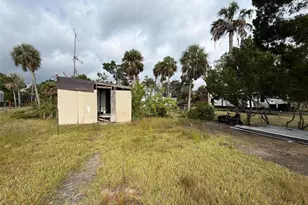 13562 W Brookview Ln, Crystal River, FL 34429 - Photo 9