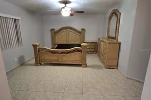 927 Grand Cayman Ct, Orlando, FL 32835 - Photo 9