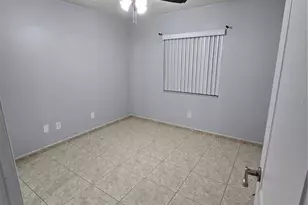 927 Grand Cayman Ct, Orlando, FL 32835 - Photo 13