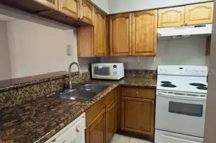 224 Afton Square, Altamonte Springs, FL 32714 - Photo 5