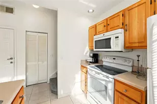 4005 Venetian Bay Dr, Kissimmee, FL 34741 - Photo 19