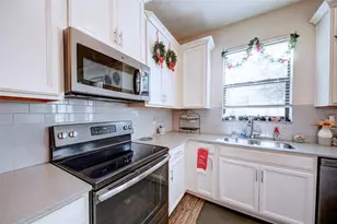 8506 Wingfoot Rd, Davenport, FL 33896 - Photo 11