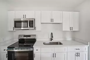 3720 12th Ave S, Saint Petersburg, FL 33711 - Photo 3