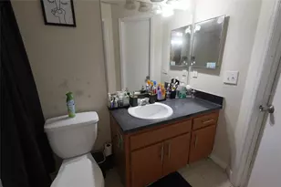 409 Fountainhead Cir, Kissimmee, FL 34741 - Photo 13