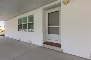 606 Mooring Ln, Edgewater, FL 32141 - Photo 5