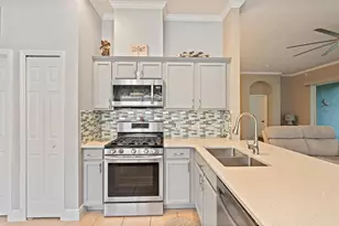 189 Balmy Coast Rd, Groveland, FL 34736 - Photo 13