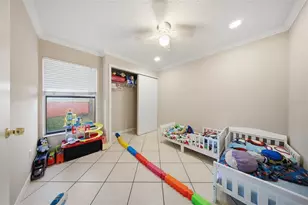 70 Silver Falls Cir, Kissimmee, FL 34743 - Photo 17