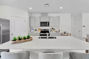 5008 Oak River St, Davenport, FL 33837 - Photo 3