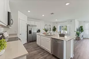 8553 Cape Fox Cove, Lakeland, FL 33810 - Photo 5