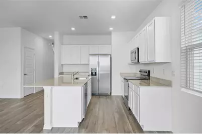 2561 Olympic Court, Davenport, FL 33837 - Photo 11