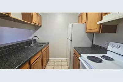 335 W Osceola Street, Deland, FL 32724 - Photo 5