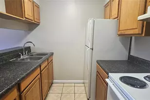 335 W Osceola St, Deland, FL 32724 - Photo 5