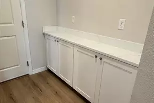 1045 Morningside Dr, Eustis, FL 32726 - Photo 9