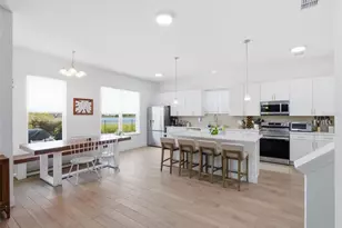 712 Reflection Lake Dr, Orlando, FL 32807 - Photo 11